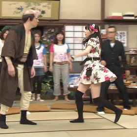 Watanabe Mayu got kicked in her head stir colorful internet reactions